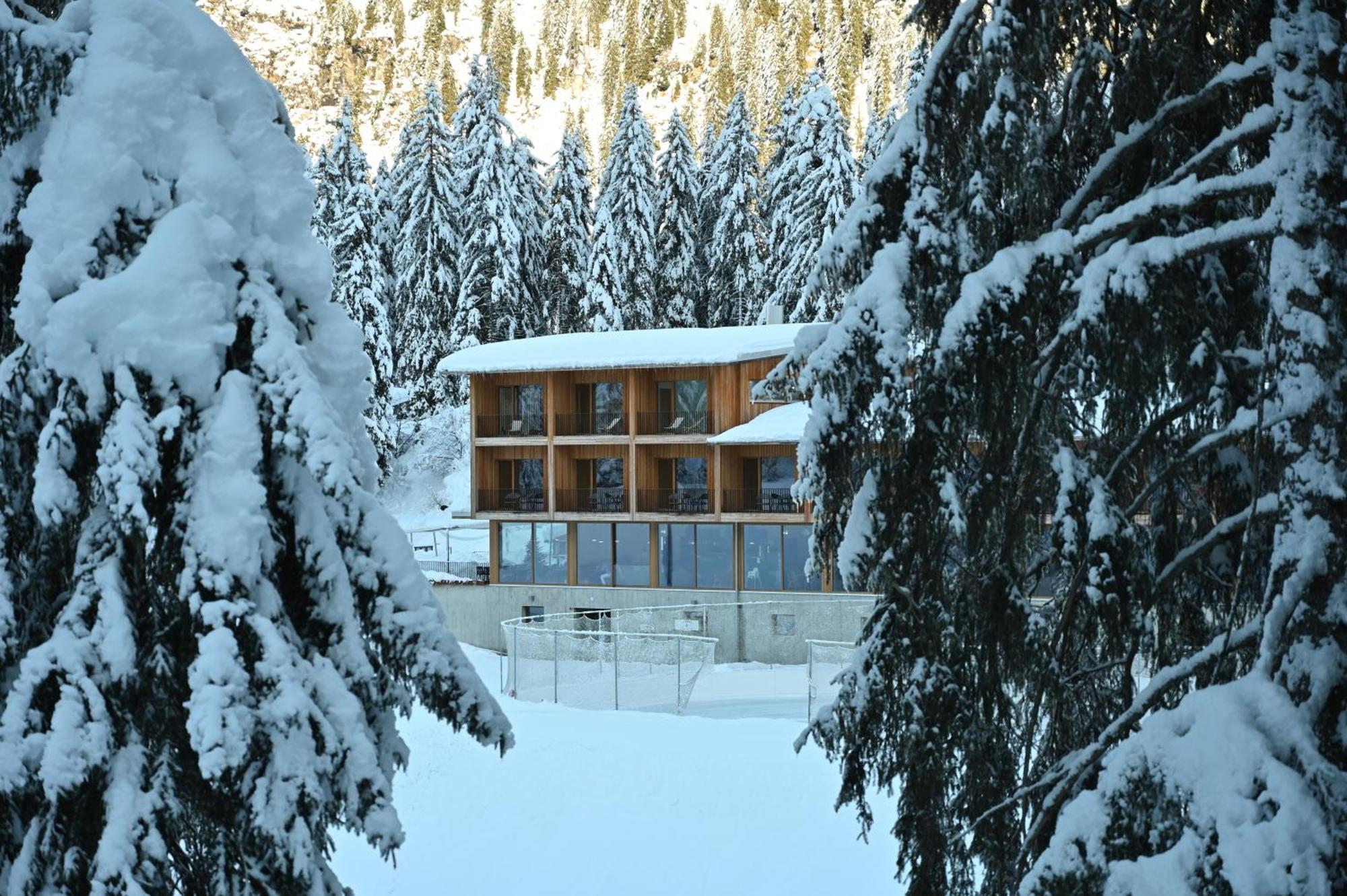 Campra Alpine Lodge & Spa Olivone 外观 照片