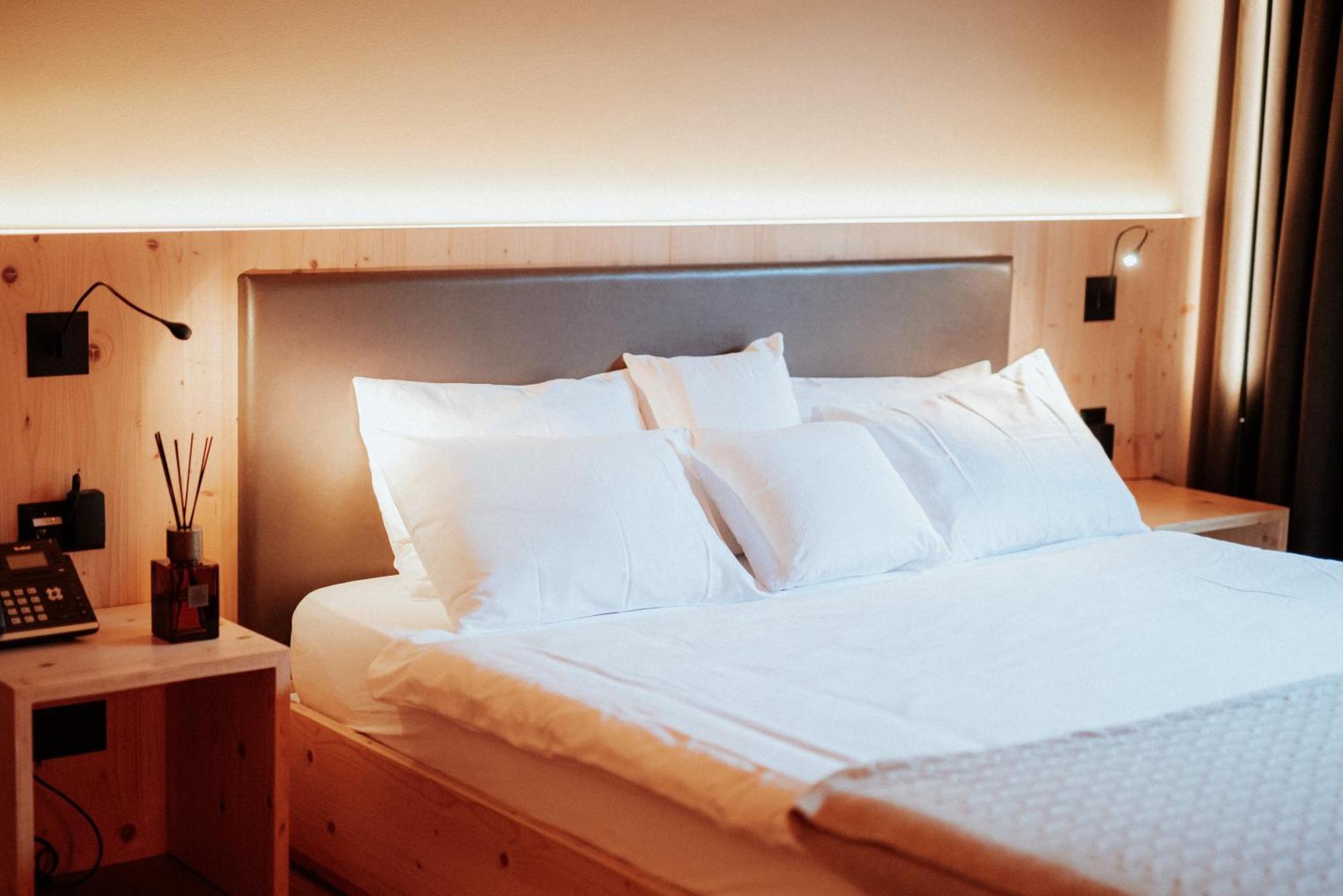 Campra Alpine Lodge & Spa Olivone 外观 照片